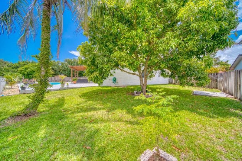 8611 SW 207th Ter, Cutler Bay, FL 33189 Photo