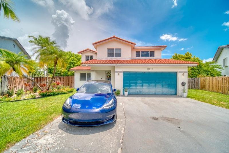 8611 SW 207th Ter, Cutler Bay, FL 33189 Photo