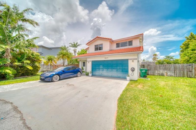 8611 SW 207th Ter, Cutler Bay, FL 33189 Photo