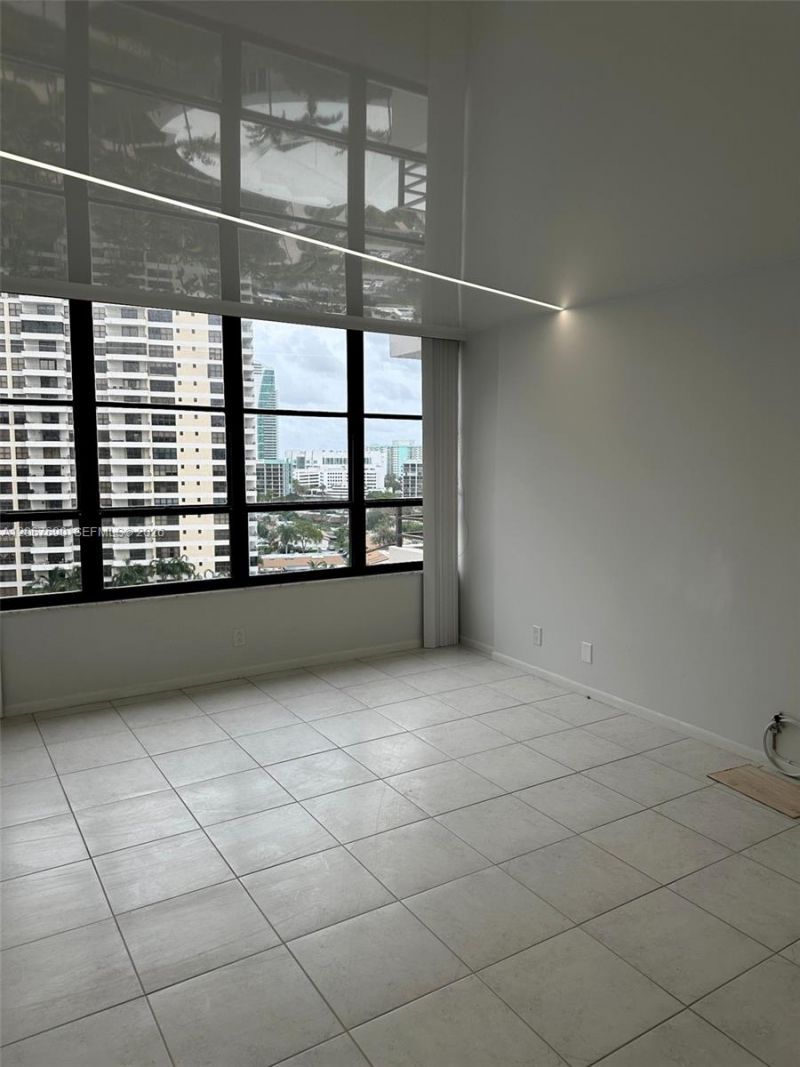 600 Three Islands Blvd , Unit 1113, Hallandale Beach, FL 33009 Photo