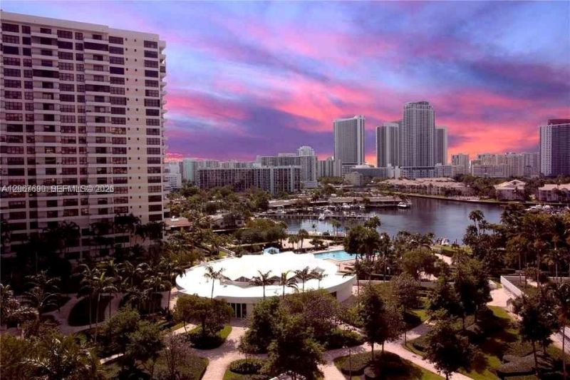 600 Three Islands Blvd , Unit 1113, Hallandale Beach, FL 33009 Photo