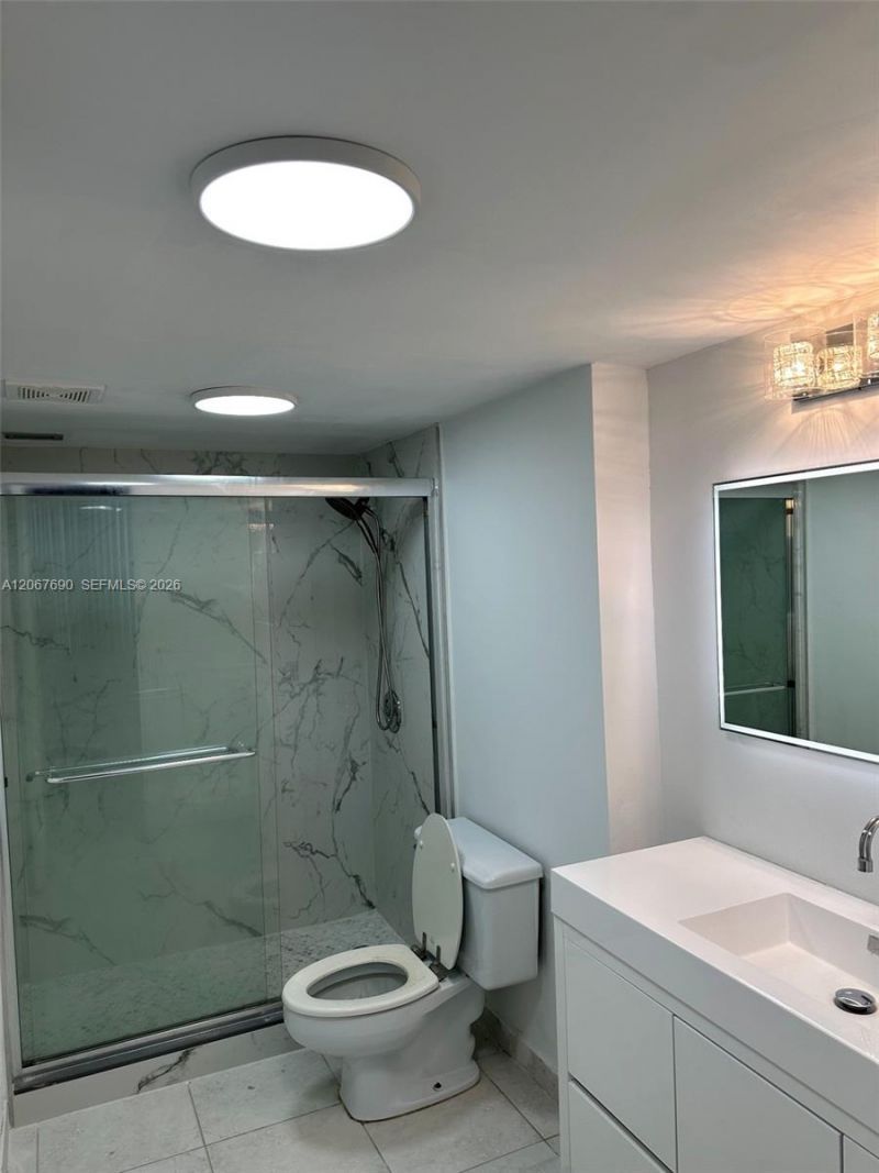 600 Three Islands Blvd , Unit 1113, Hallandale Beach, FL 33009 Photo