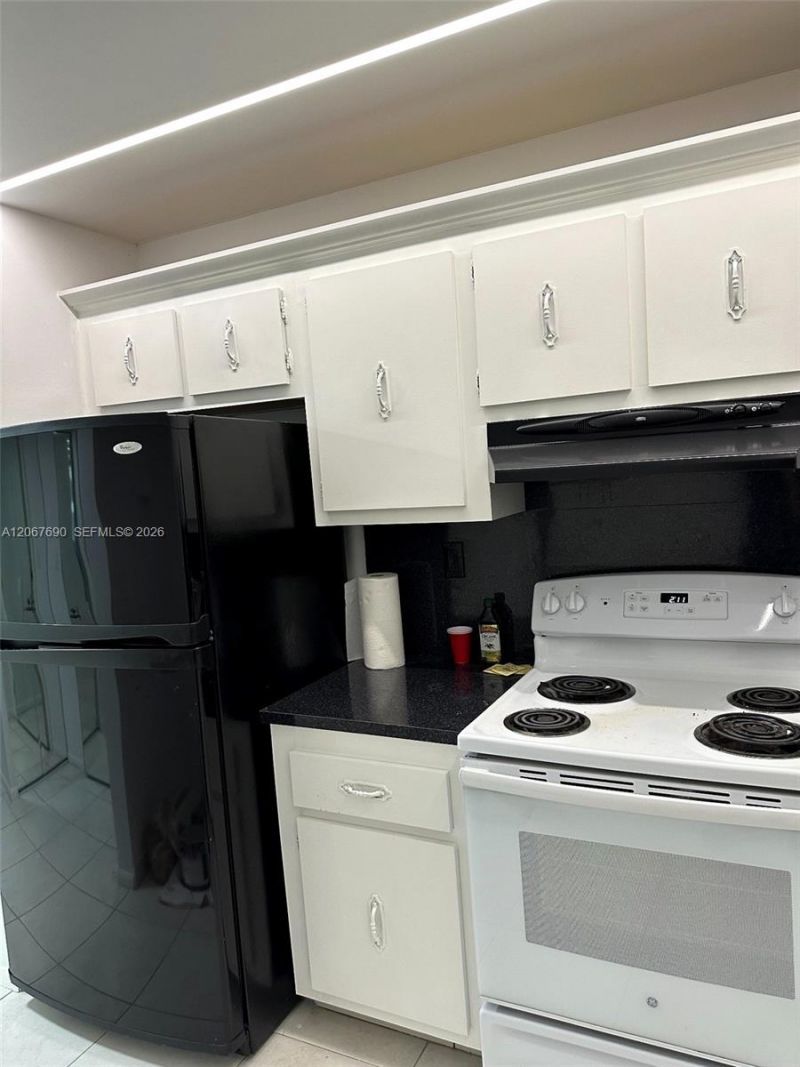 600 Three Islands Blvd , Unit 1113, Hallandale Beach, FL 33009 Photo