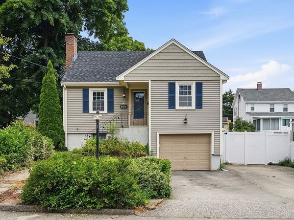 24 Ford St, Dedham, MA 02026