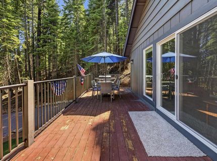 603 Lake Ridge Road, Lake Almanor, CA 96137 Photo