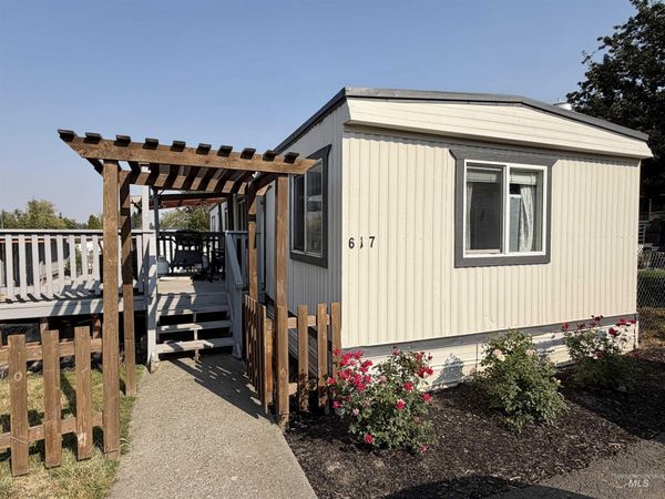 411 N Almon, Unit 617, Moscow, ID 83843