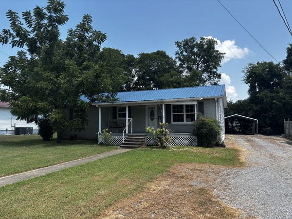714 Alton Ave , Shelbyville, TN 37160