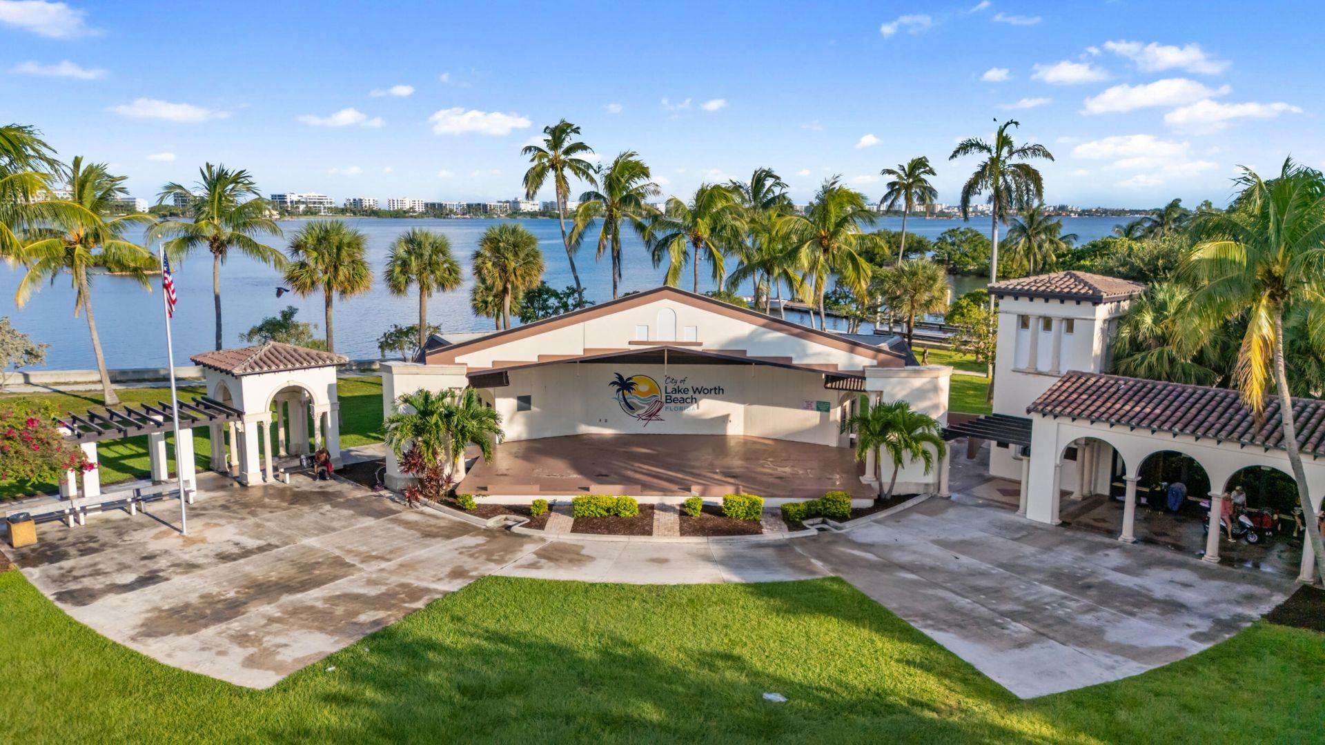 313 N 16th Avenue N, Lake Worth Beach, FL 33460 Photo