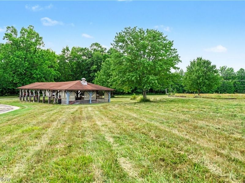 10036 Wilson Mills Road, Chardon, OH 44024 Photo 11