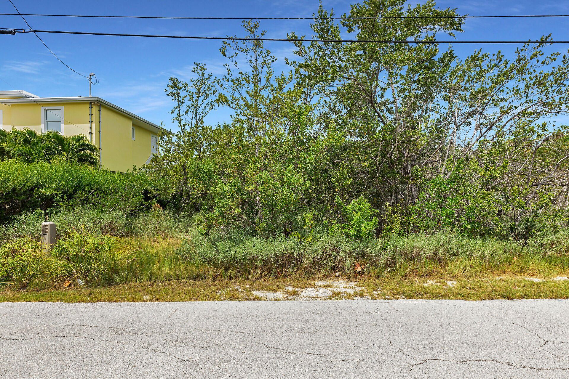 408 Calle Limon, Marathon, FL 33050 Photo