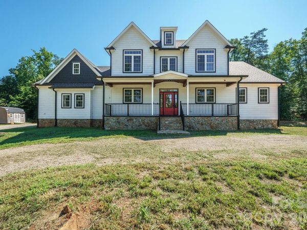 378 Walnut Tree Road, Statesville, NC 28625