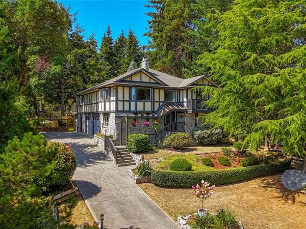 1866 Barrett Dr, North Saanich, BC V8L 4V2