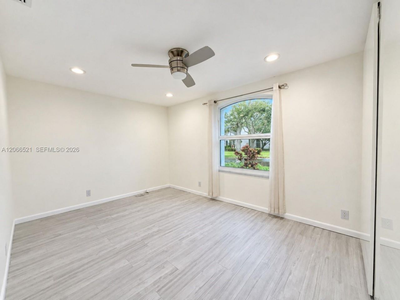 2616 Oakbrook Ct, Weston, FL 33332 Photo