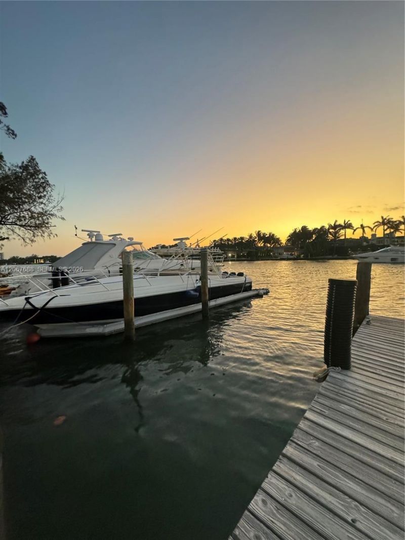 5005 Collins Ave #s-8, Miami Beach, FL 33140 Photo