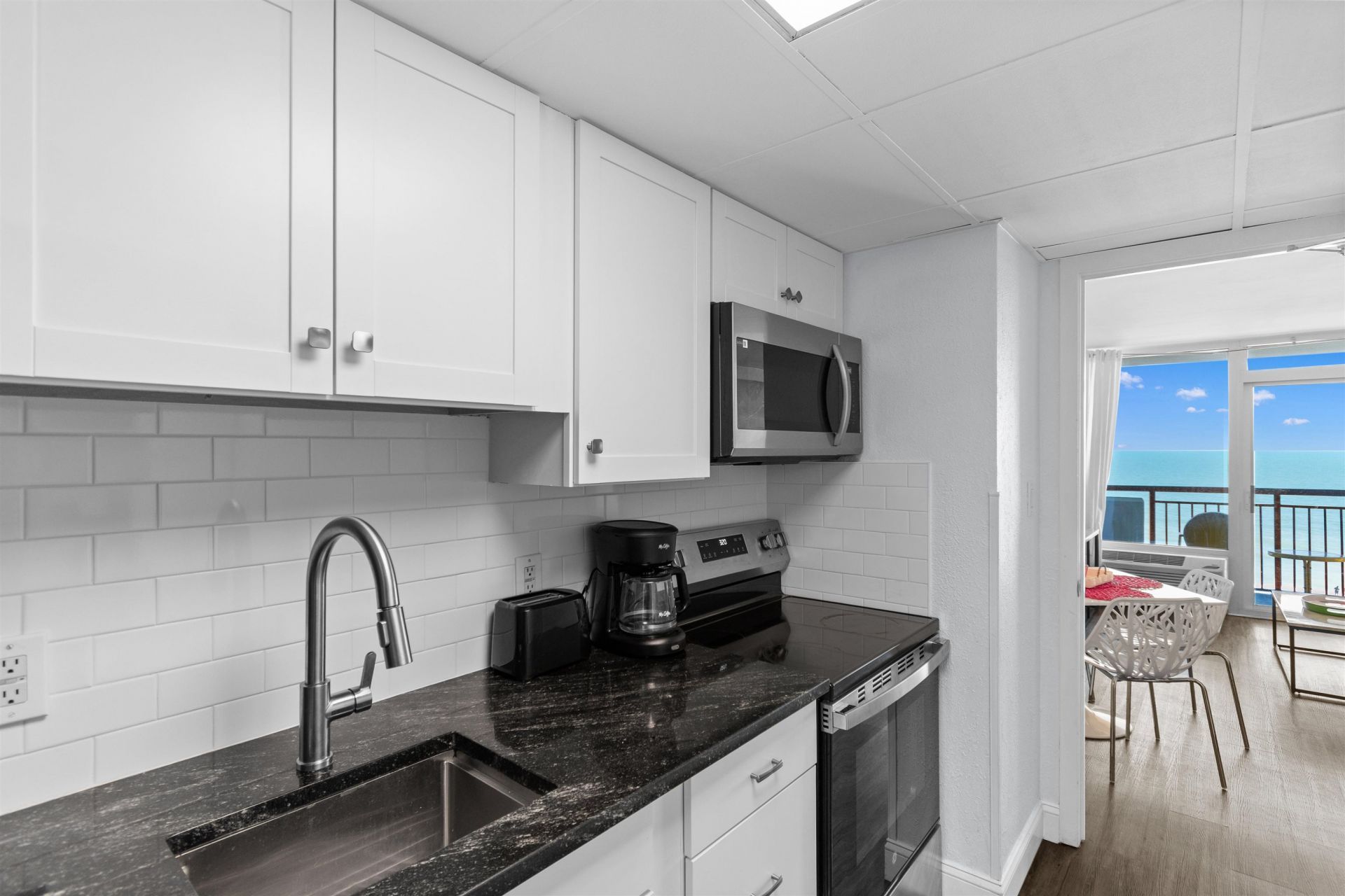2300 N Ocean Blvd. Photo 9