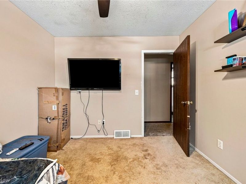 5548 Green Oak Avenue, Mentor, OH 44060 Photo 25