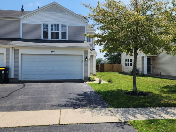 301 Wedgewood Circle , Unit 301, Lake In The Hills, IL 60156