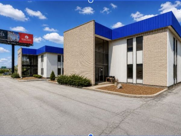 1905 Bernice Road , Lansing, IL 60438