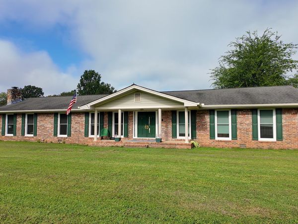 12621 Highway 142, Oxford, GA 30054