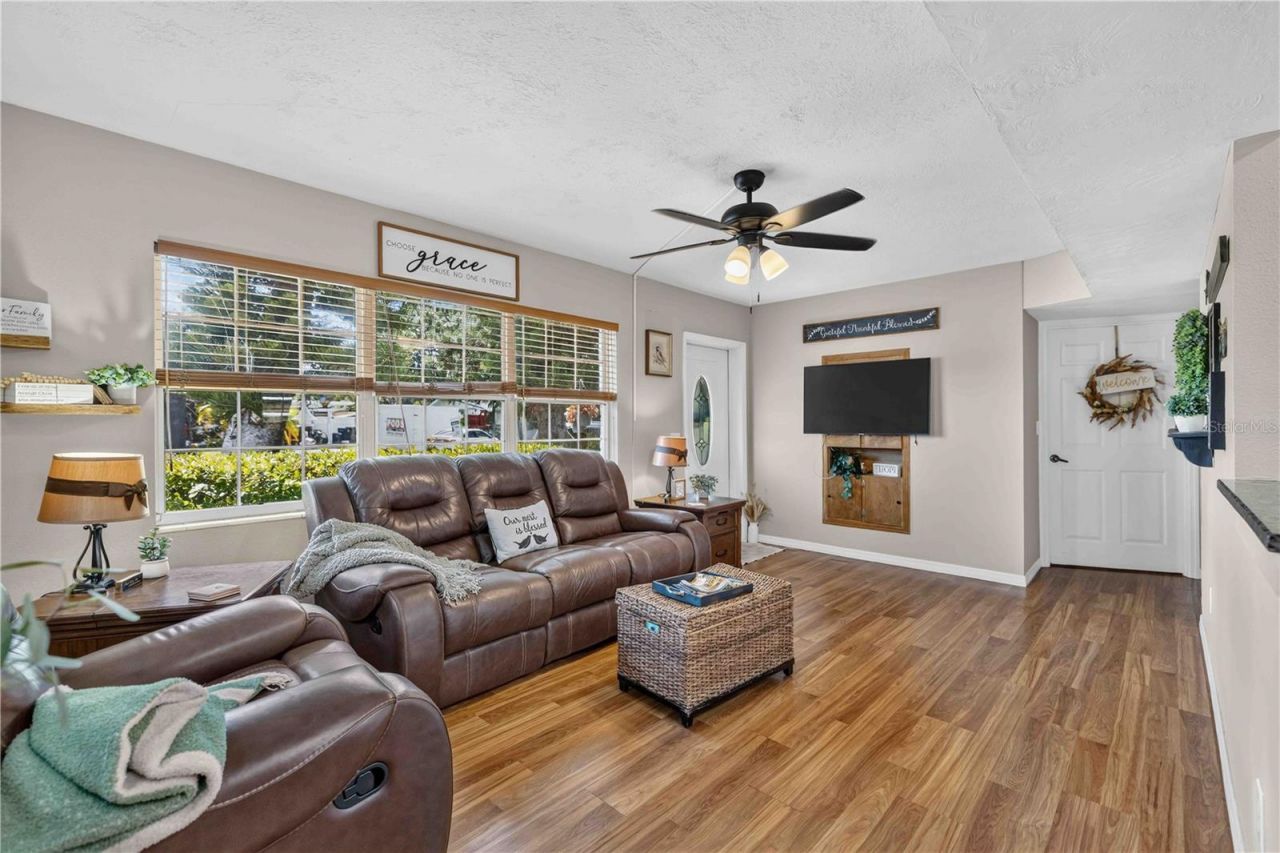 5710 18th Street W, Bradenton, FL 34207 Photo