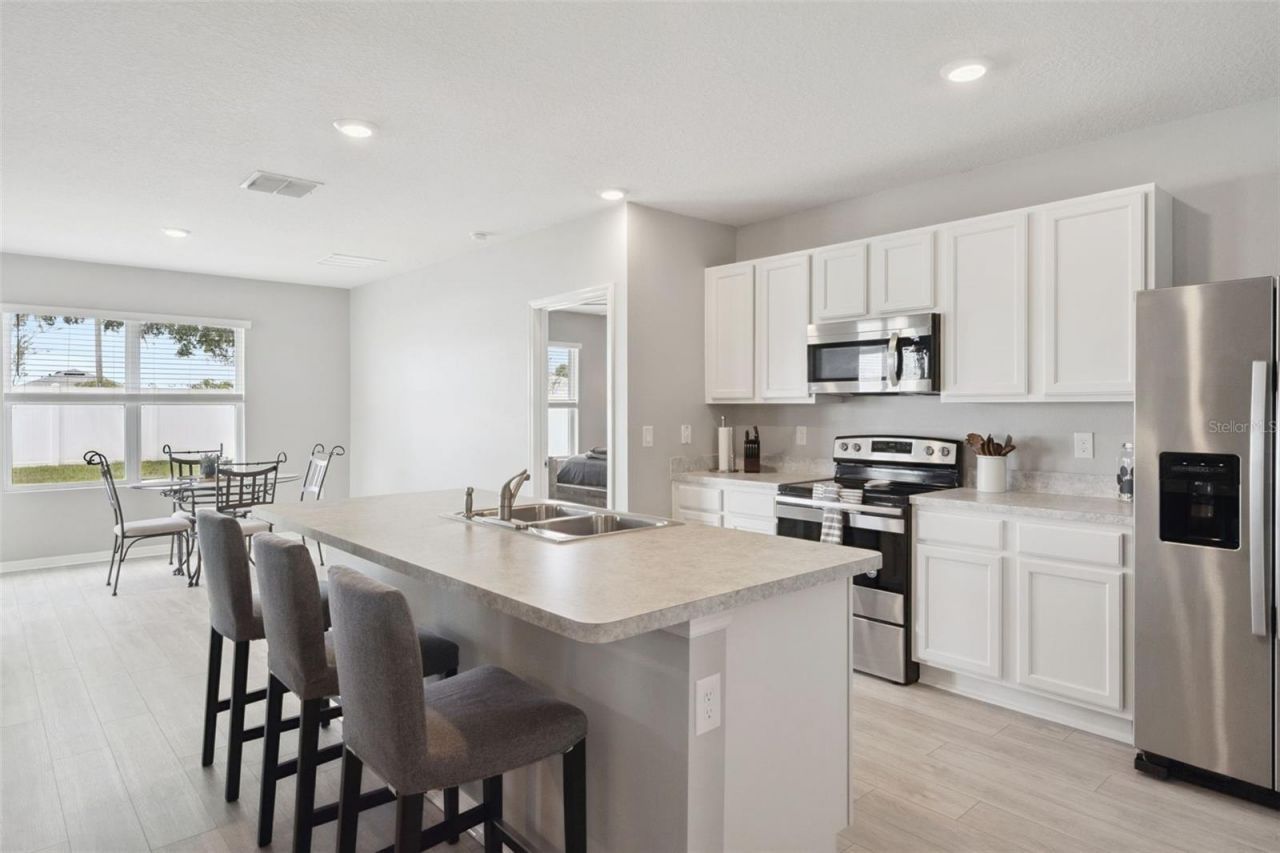 1869 Sunset Ridge Drive, Mascotte, FL 34753 Photo