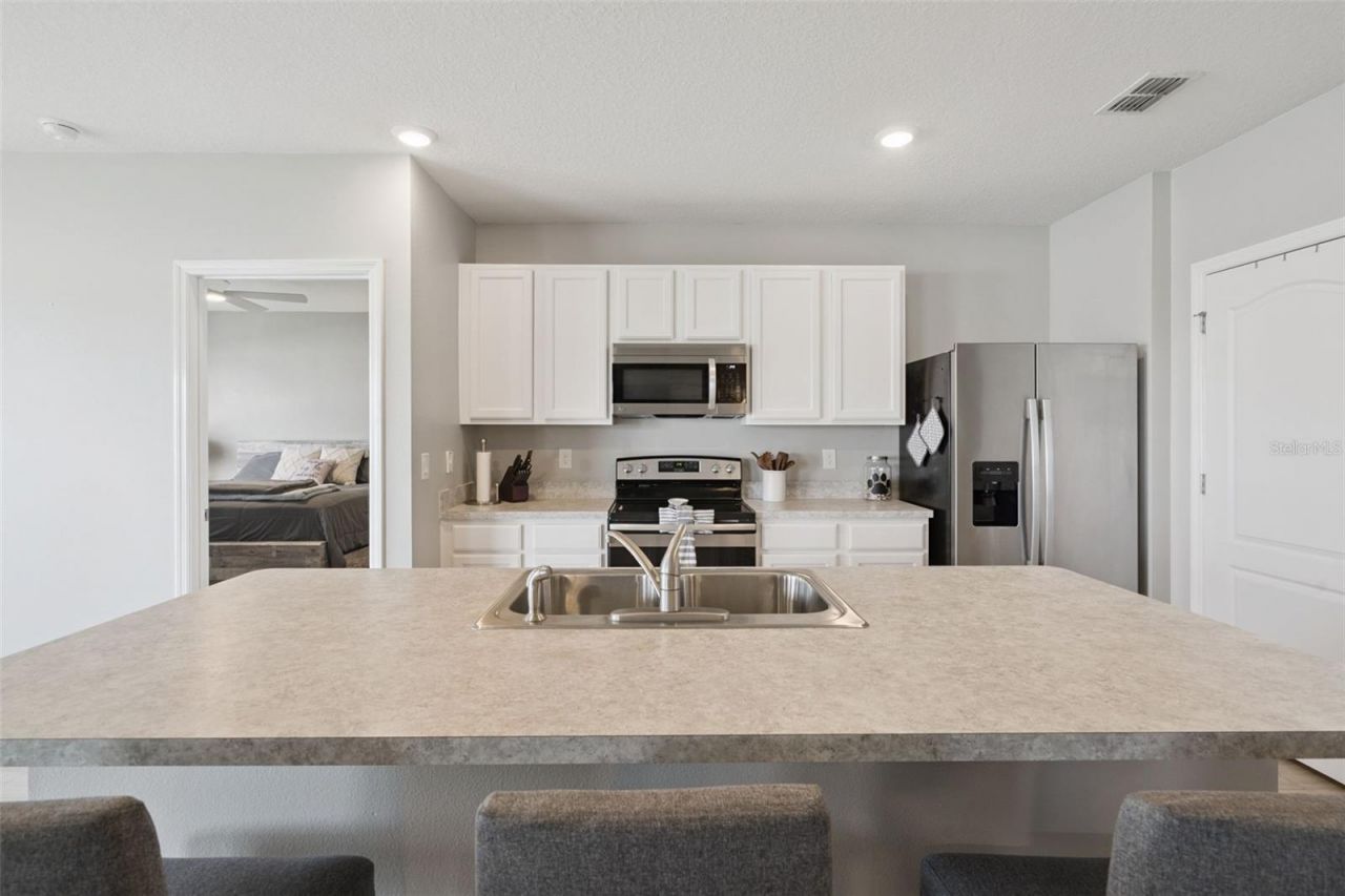 1869 Sunset Ridge Drive, Mascotte, FL 34753 Photo