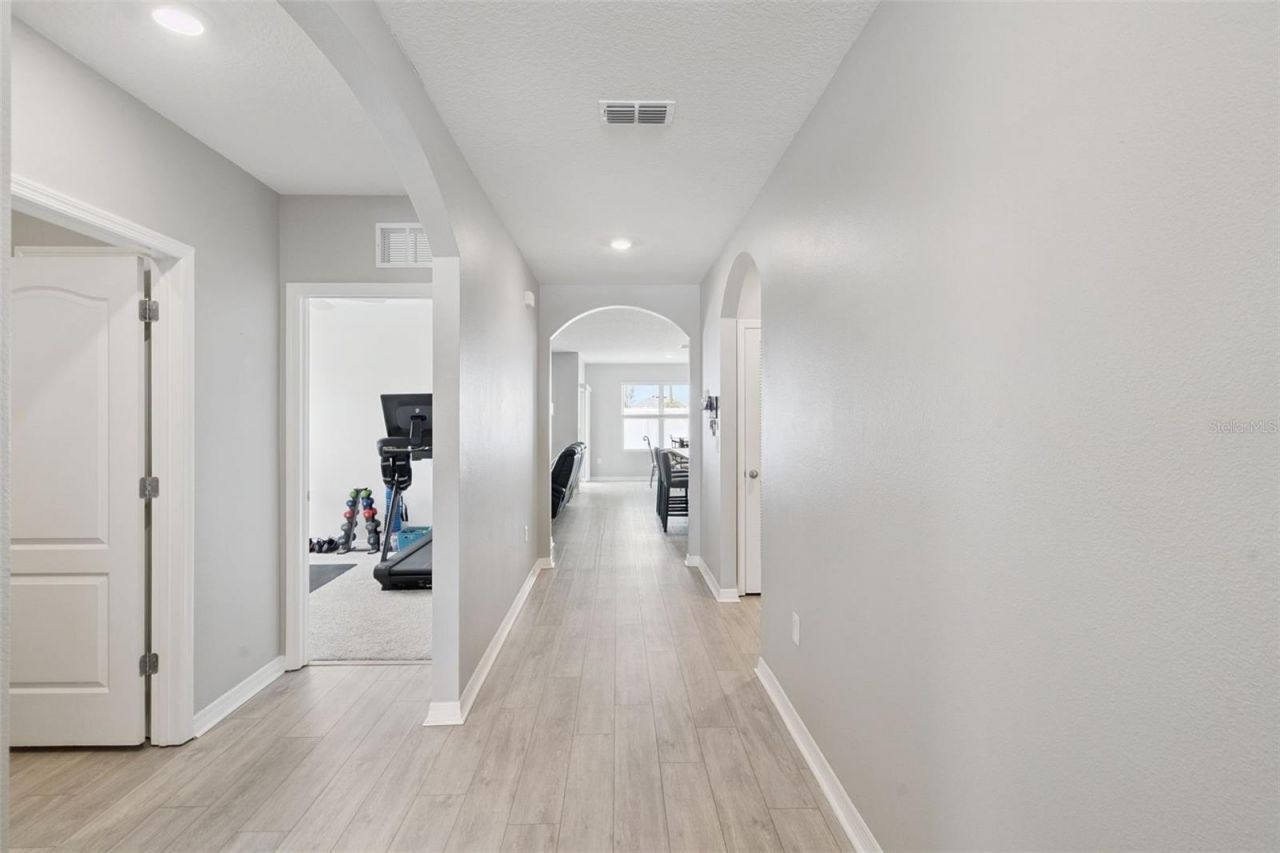 1869 Sunset Ridge Drive, Mascotte, FL 34753 Photo