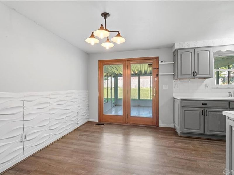 7315 Colegrove Drive, Huber Heights, OH 45424 Photo 14