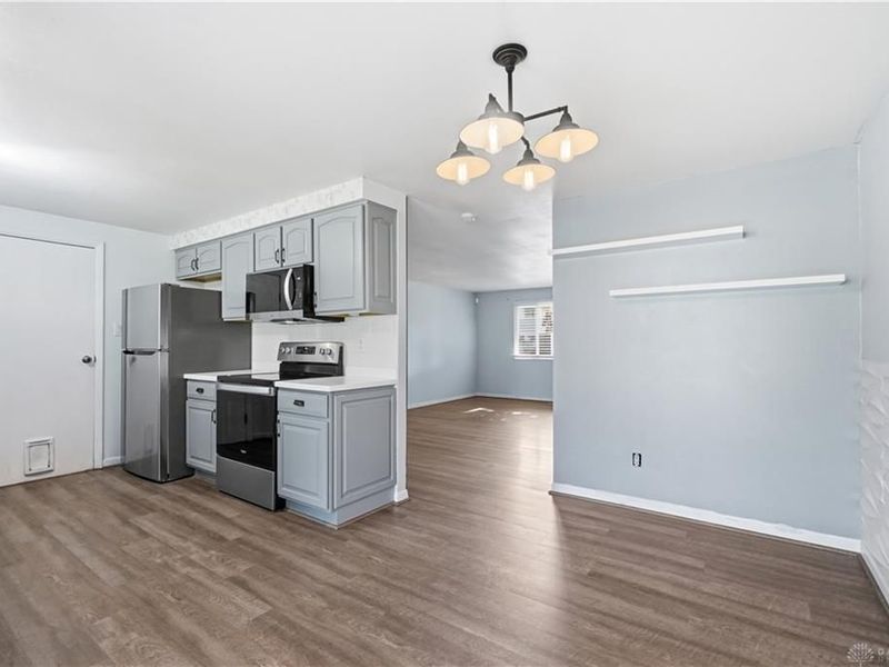 7315 Colegrove Drive, Huber Heights, OH 45424 Photo 16