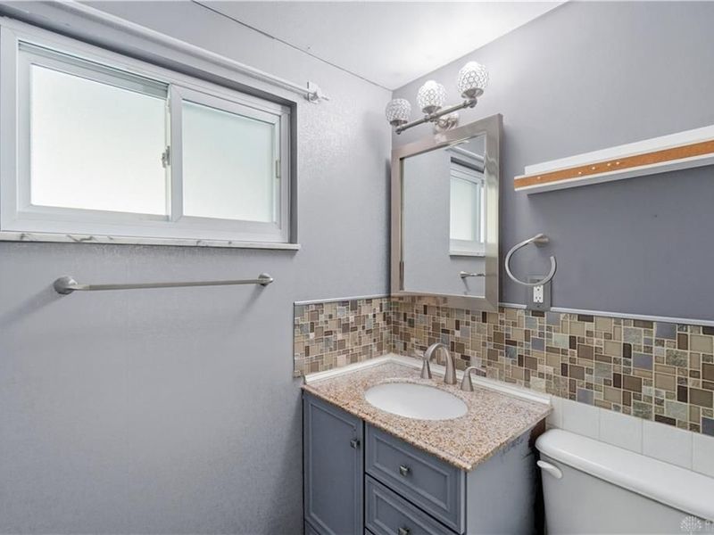 7315 Colegrove Drive, Huber Heights, OH 45424 Photo 32