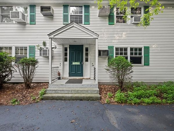 17 Wysocki Dr, Unit 42, Dudley, MA 01571