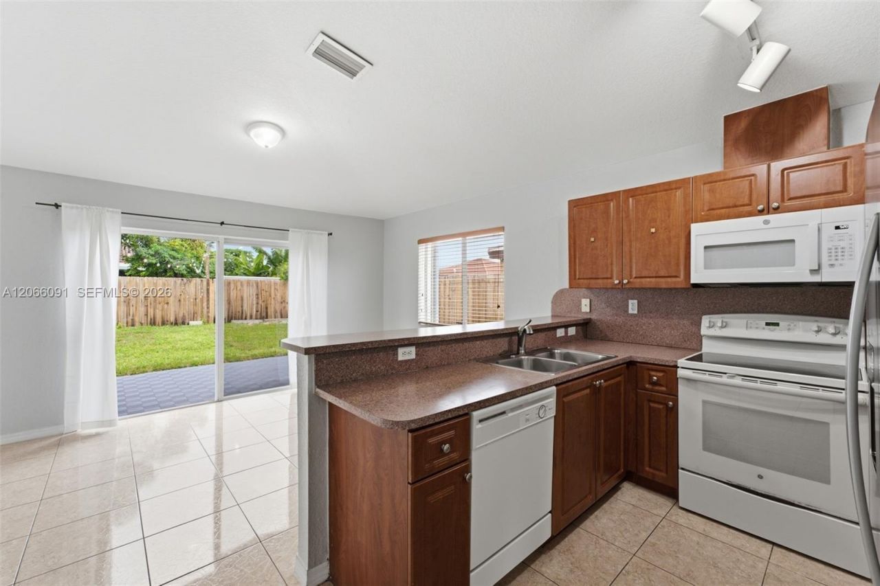 13243 SW 252nd Ln, Homestead, FL 33032 Photo