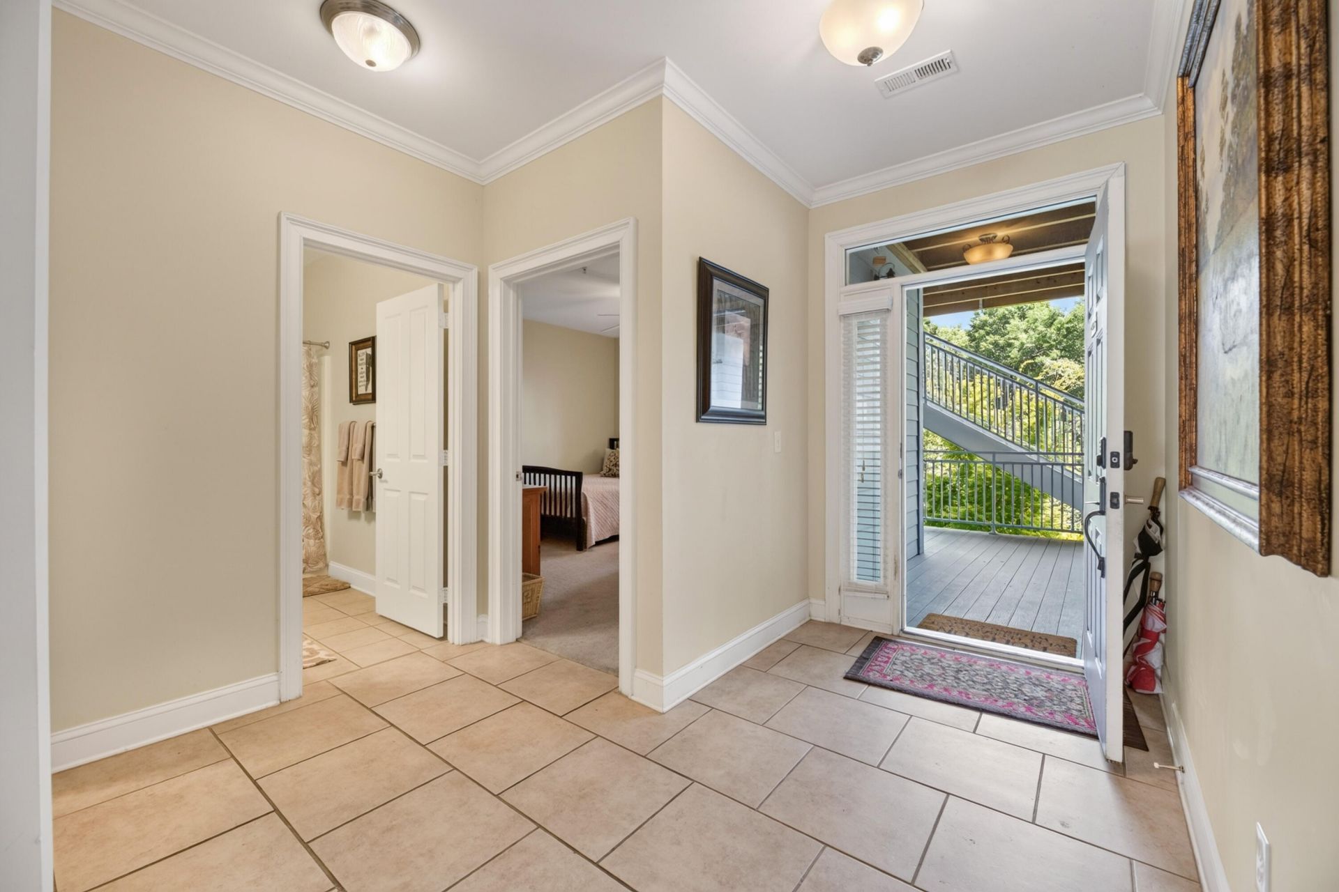 1164 Bridgeview Lane Photo 9