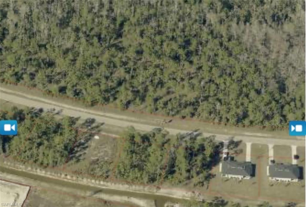373/375 Greenbriar Blvd, Lehigh Acres, FL 33972 Photo
