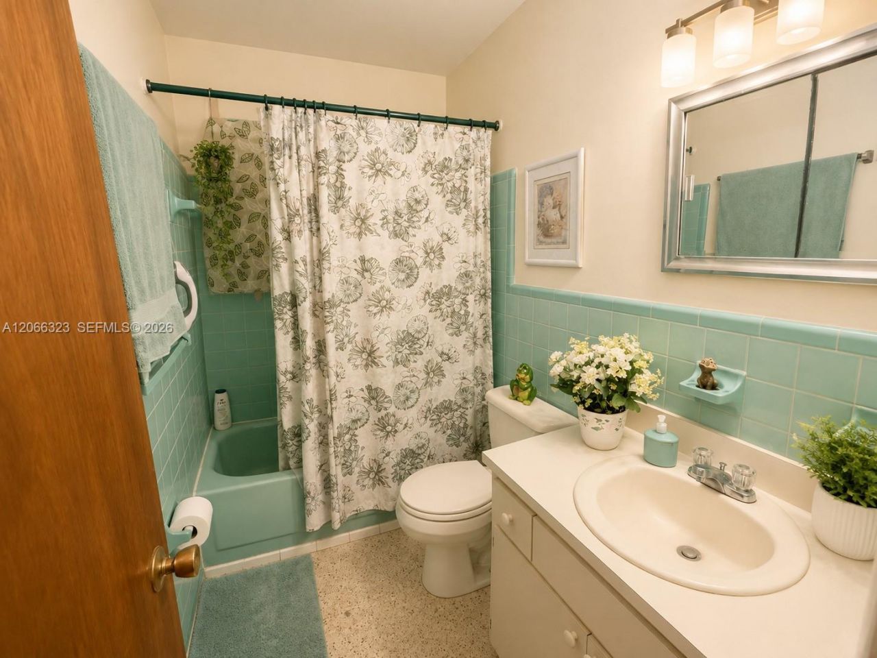 470 NW 52nd Ave, Miami, FL 33126 Photo