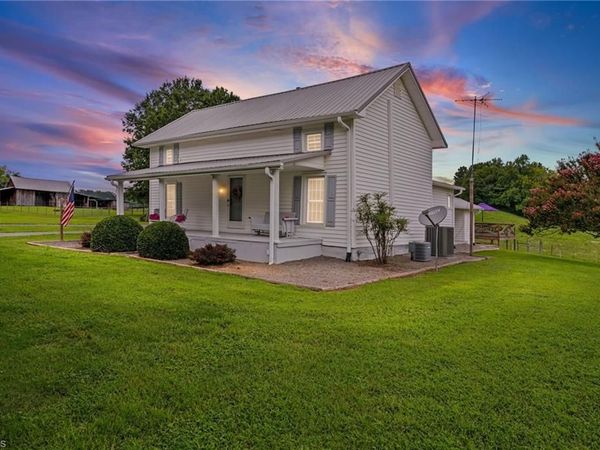 1824 Binkley Road, East Bend, NC 27018