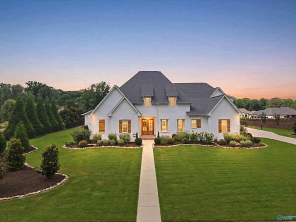 302 Meadow Way, Athens, AL 35613