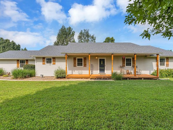 77 Lookin Up Drive , Marshfield, MO 65706