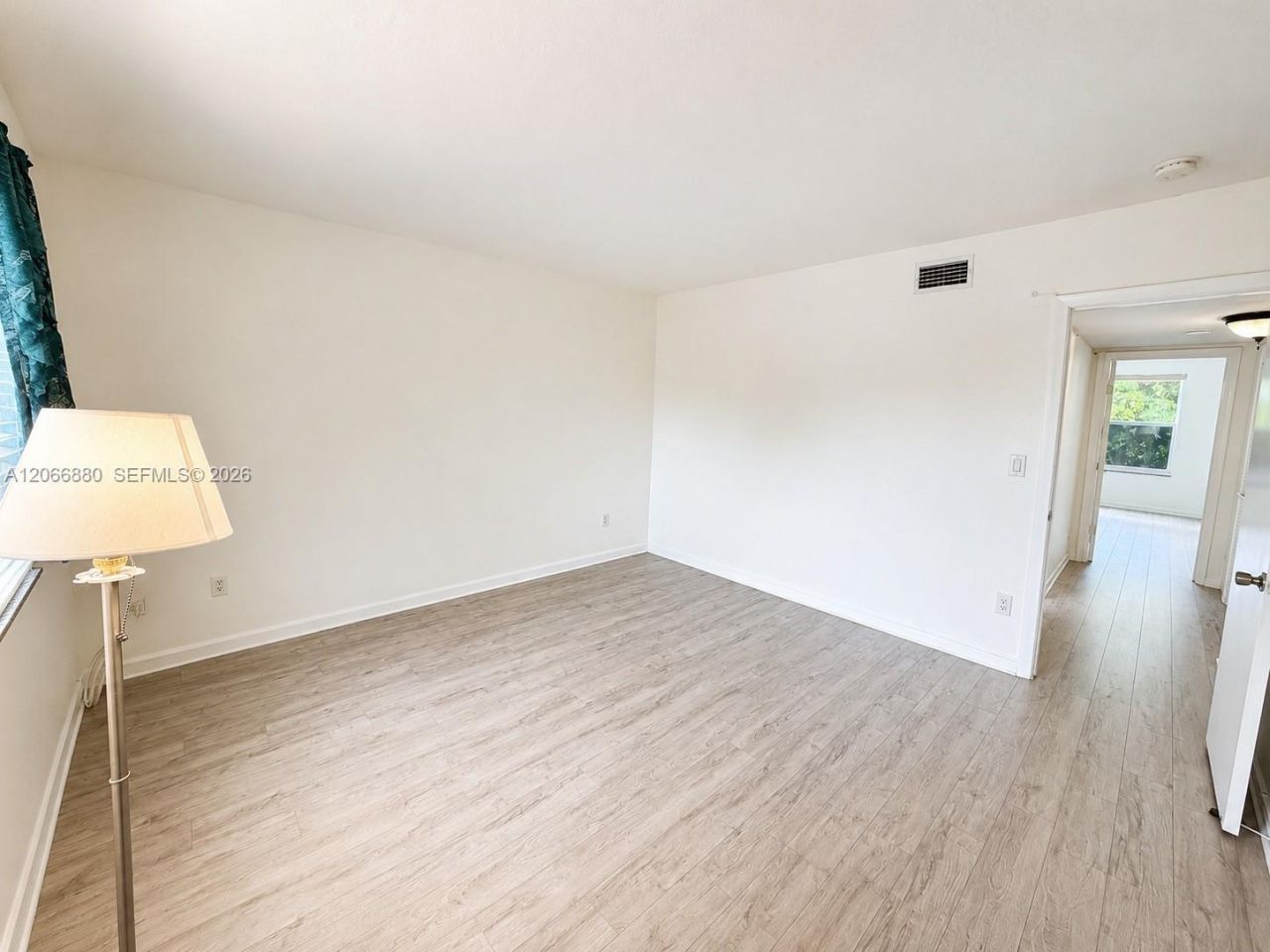 1720 W 75th St, Hialeah, FL 33014 Photo
