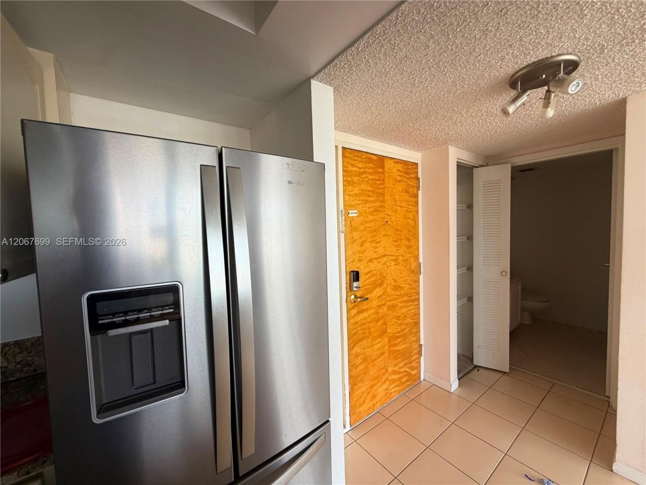 7601 E Treasure Dr , Unit 2220, North Bay Village, FL 33141 Photo