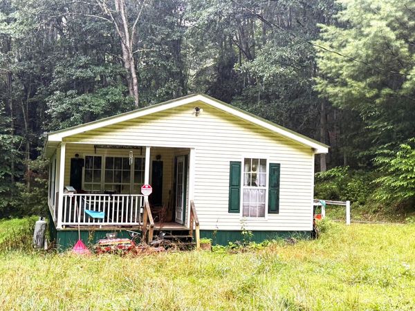 604 Remus Cain, Marlinton, WV 24954