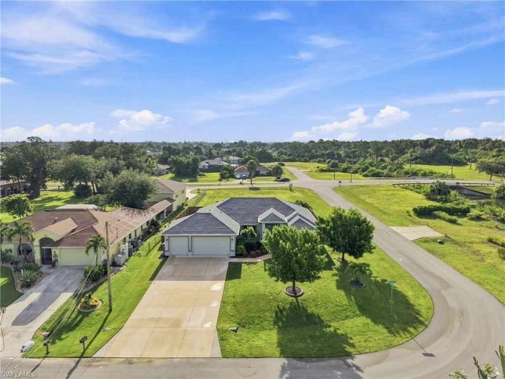 1815 NW 28th Pl, Cape Coral, FL 33993 Photo