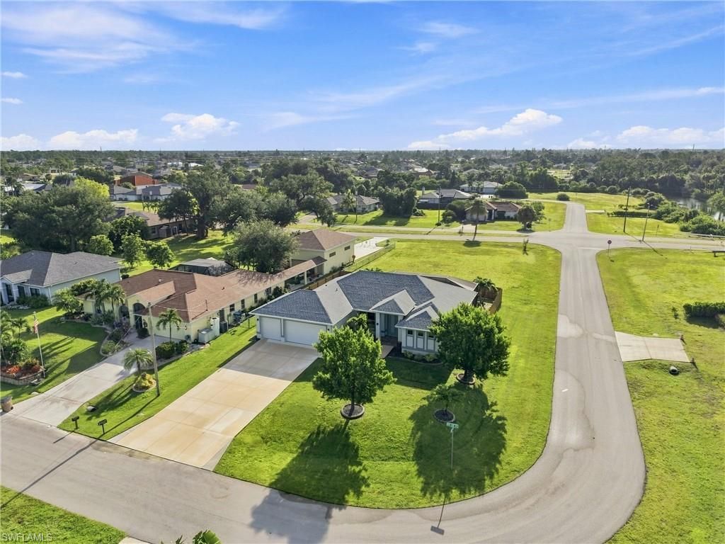 1815 NW 28th Pl, Cape Coral, FL 33993 Photo