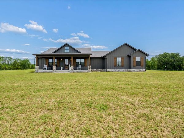 3396 NW 31ST AVENUE , BELL, FL 32619