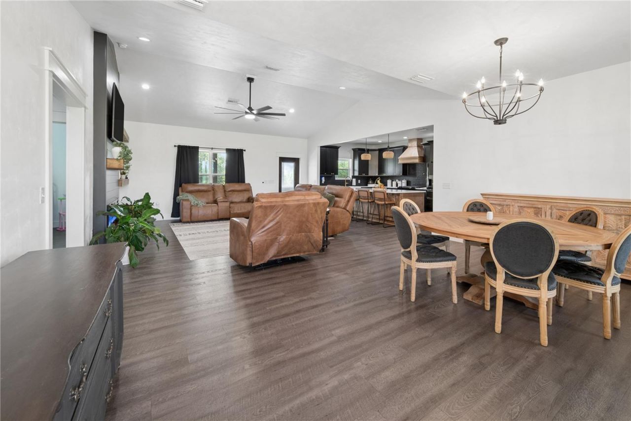 3396 NW 31st Avenue, Bell, FL 32619 Photo