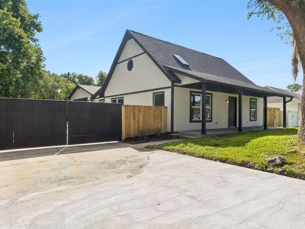 2713 VICTORY PALM DRIVE , EDGEWATER, FL 32141
