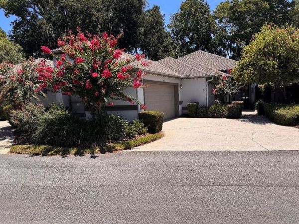 1930 SE CLATTER BRIDGE ROAD , OCALA, FL 34471