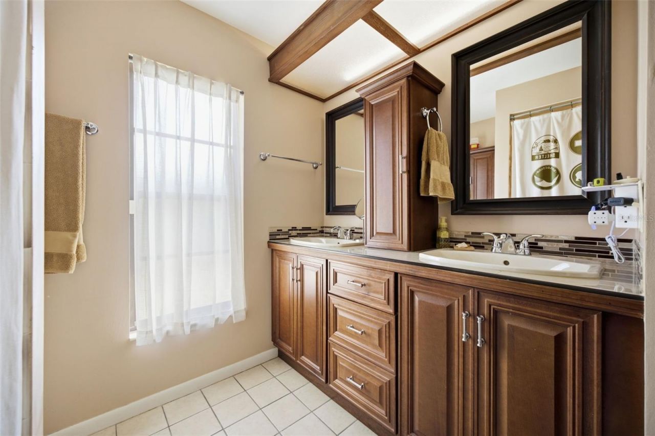 13707 Attley Place, Tampa, FL 33624 Photo
