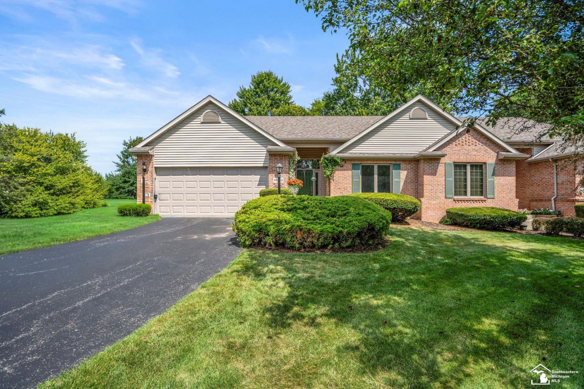 6643 Gleneagles Circle, Bedford, MI 00000 Main Photo