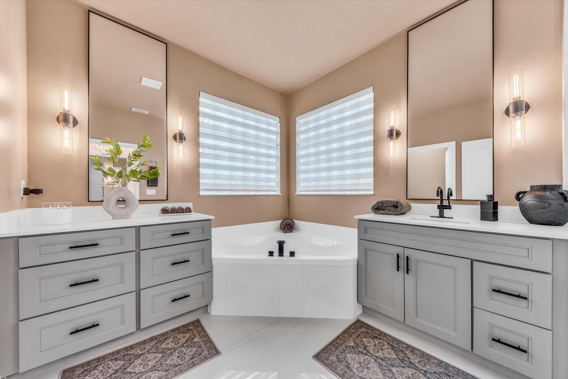 1070 Grove Park Circle, Boynton Beach, FL 33436 Photo